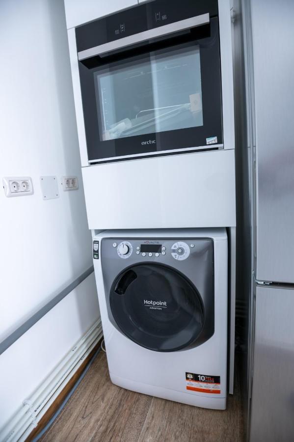 Apartament Central Targu Jiu Ngoại thất bức ảnh
